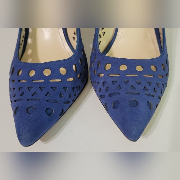 BCBGeneration Cut-Out Leather Heels - Picture 6 of 11